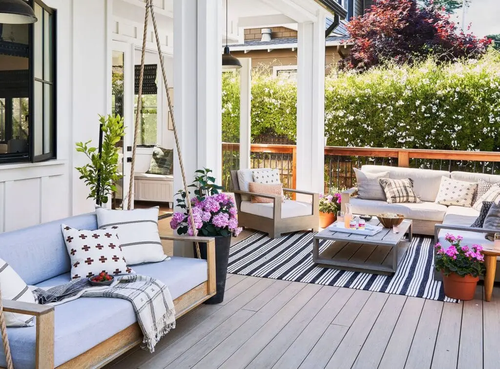 10 Budget Backyard Ideas That Look Expensive: Transform Your Space for Less 4 outdoor rug backyard decor small patio ideas
